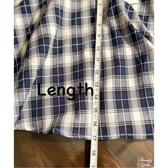 Belle Pique• plaid mini skirt - Picture 8 of 9